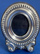 Nice vintage solid - nice, oval