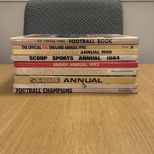 Vintage football annuals scoop - football,
