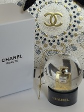 Chanel snow globe Christmas 2025 New Boxed SMALL SIZE