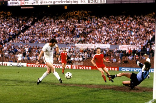 Peter withe 1982 european cup - peter,