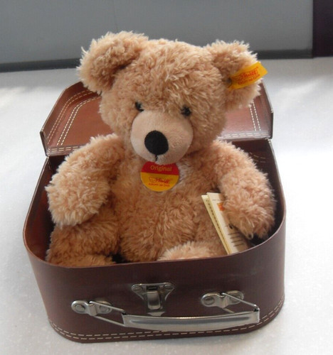 Lovely little steiff original - little,