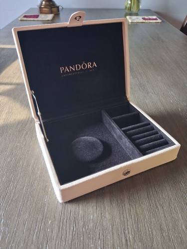 Authentic retired pandora - retired,