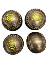 Taylor Ace Lawn Bowls - Size 4