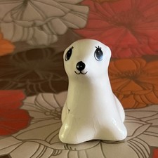 Philip laureston miniature White Seal Figure Vtg England Collectible UK 083