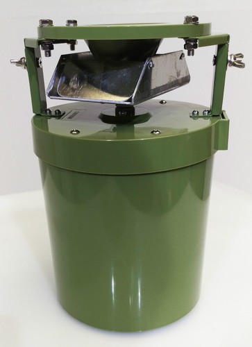 Automatic game feeder 12v - automatic, or