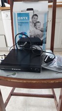 Onyx compact DVD player DV2202