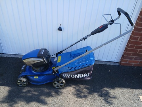 Hyundai cordless lawnmower 40v - cordless,