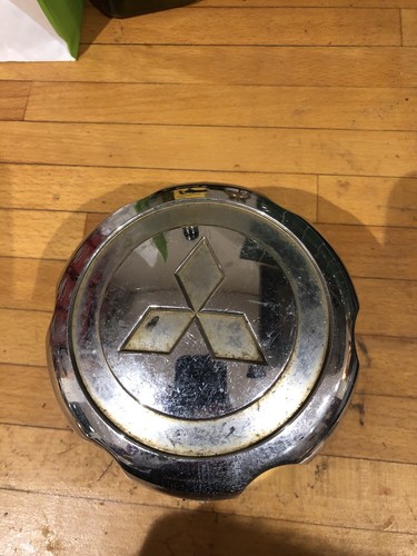Shogun pajero hub cap 2 - shogun, 2.5