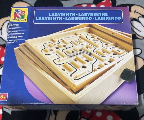 Pavilion wooden labyrinth - labyrinth, maze