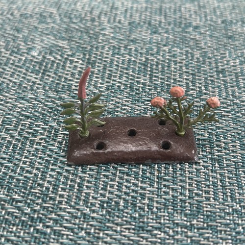 Britains miniature garden lead - britains,