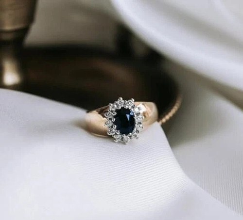 Oval cut natural blue - oval,