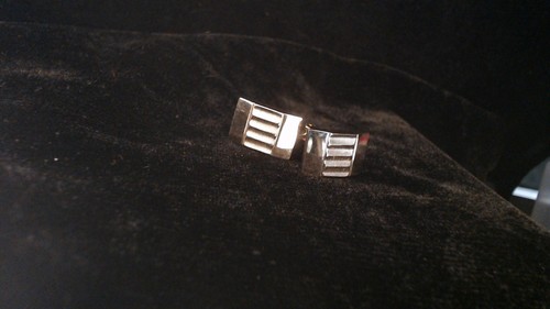 24kt gold shield cufflinks