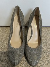 Nine West Size 7W Silver And Gold Sparkly Heels