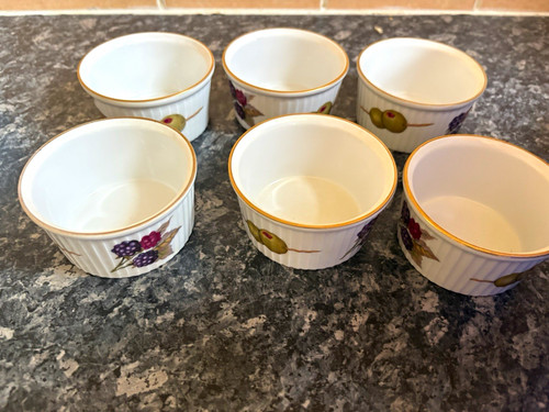 Royal worcester evesham set - royal, of