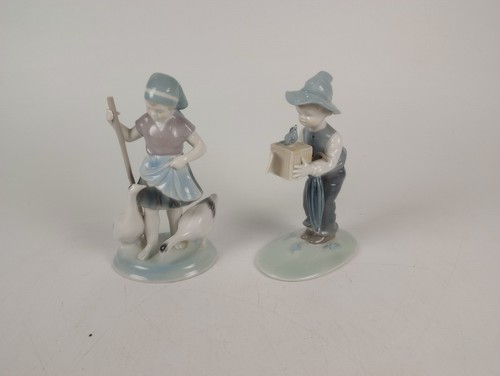 Metzler ortloff pair - &,