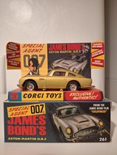 Corgi 261 James Bond Aston Martin DB5 Gold Reissue Model Car