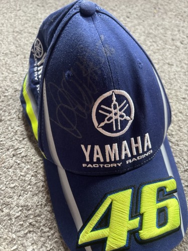Signed valentino rossi - rossi, hat