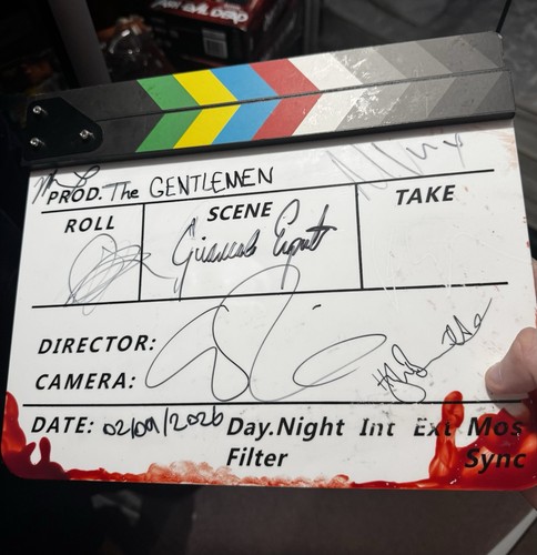 The gentlemen signed board - the, s2