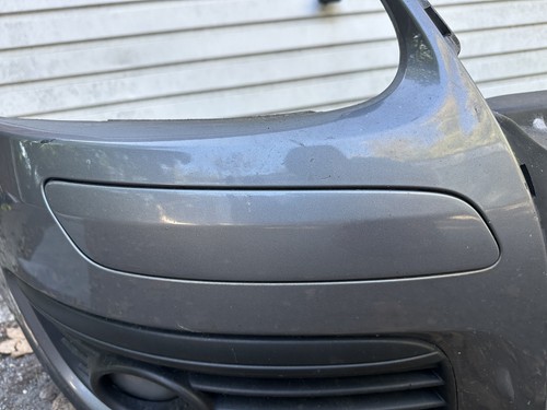 Right front bumper moulding - right,