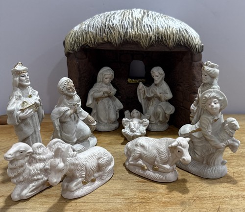 Vintage nativity set piece - nativity,