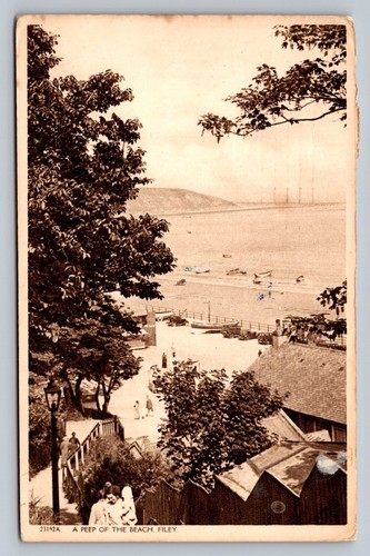 Postcard filey a - a, peep