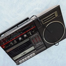 Toshiba BomBeat SX-25 Portable Boombox Radio Cassette Player Vintage Retro 1980s
