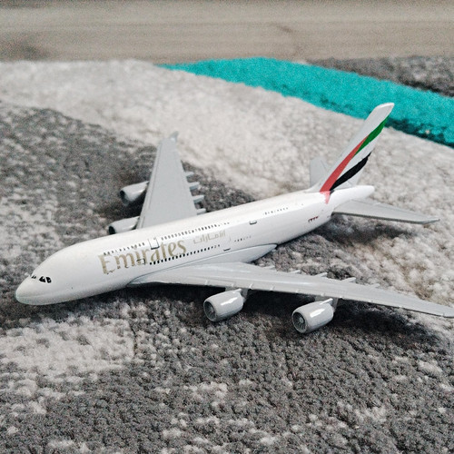 Emirates airbus a380 civil - emirates,