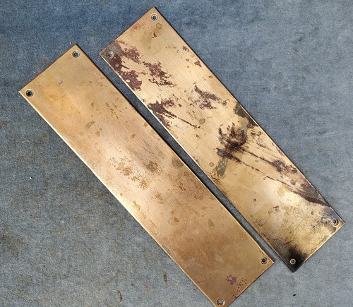 Pair old brass flat - old,
