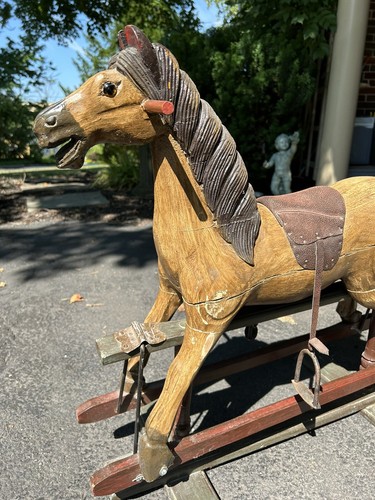 Antique gliding rocking horse - gliding,