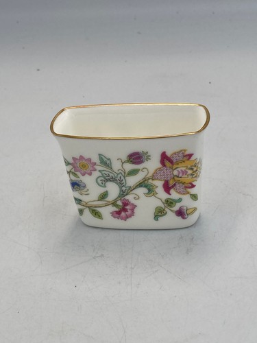 Minton haddon hall bone china - minton,