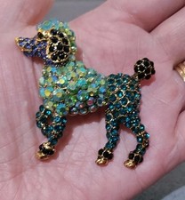 Vintage Style Gold Tone Rhinestone Poodle Dog Brooch/Pendant In Blue/Green/Teal.
