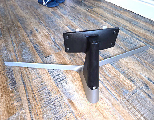 Hisense h55u7buk tv stand - hisense,