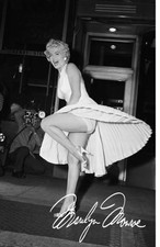 MARILYN MONROE SEXY BUSTY