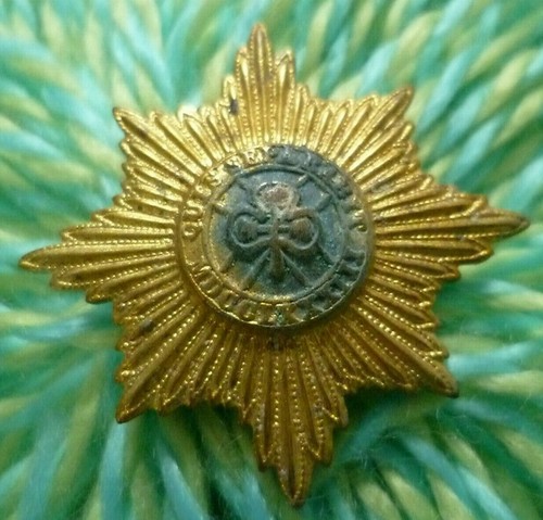 Irish guard cap badge brass - irish,