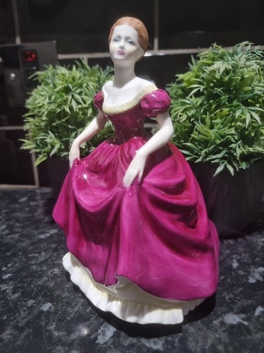 Coalport ladies fashion - ladies, of