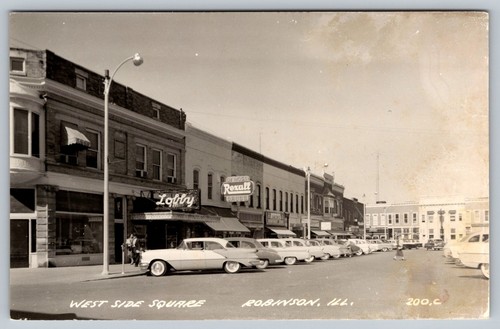 East side square robinson - side,