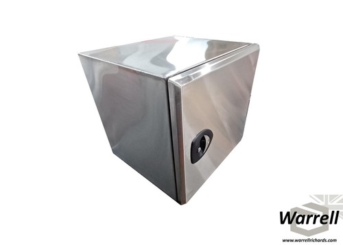 Stainless side locker truck - stainless,