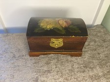 Lovely vintage small wooden