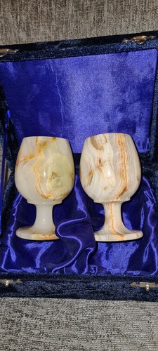 Vintage onyx wine - vintage, glasses