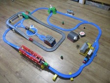 tomy trackmaster thomas the