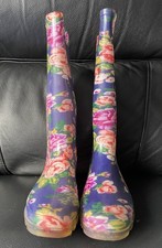 Navy Floral Rose Print Wellie