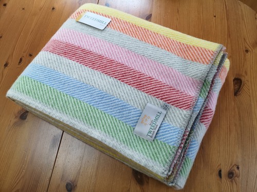 Tweedmill 100 wool sofa - 100%, bed