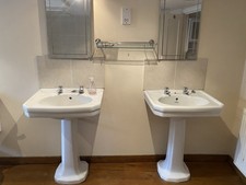Large Porcelain Wash Basin