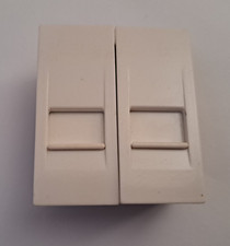 2 x MK Logic Plus - K420 WHI -