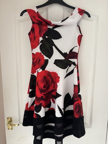 Quiz white red rose floral - rose,