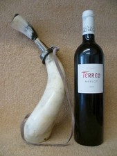 ANTIQUE FRENCH COW HORN POWDER