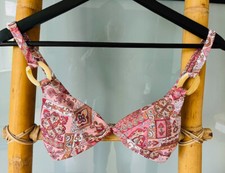 Women’s Topshop pink triangle bikini top, size 6