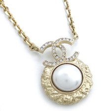 ●Chanel Coco Mark Fake Pearl