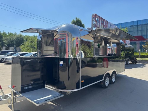 Airstream food trailer - 5.5m,
