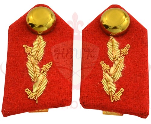 Gorget collar red gold leaf - gorget,